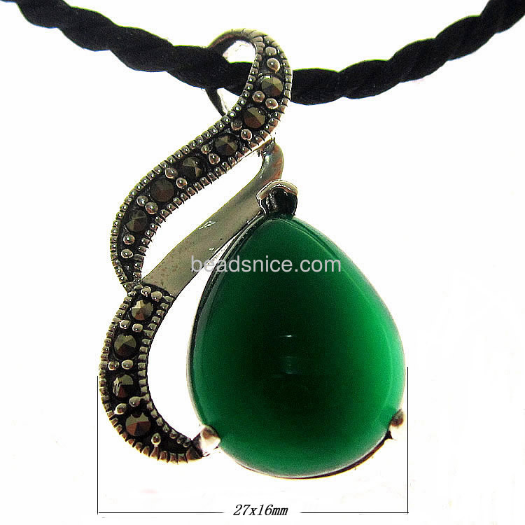 Marcasite sterling silver pendant with green agate teardrop shape