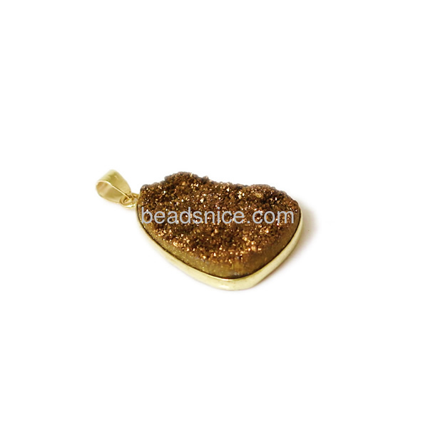 Drusy Pendant edged in 24k gold plated with brass