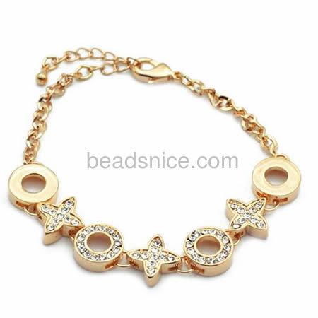 Fashionable bracelet charms beautifully bracelet for women 4 leaf clover bracelets inlay CZ wholesale jewelry findings alloy