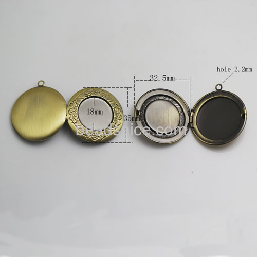 Brass Pendant, Album box, Flat Round,silver plated, 32.5x35mm,Nickel free,Lead Free Hole:Approx 2.2MM,