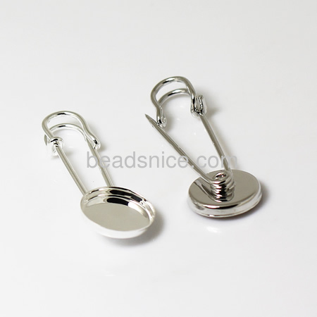 Brooch.With round brooch pin,collet inner size:18mm, Brooch size:1.5x58mm,