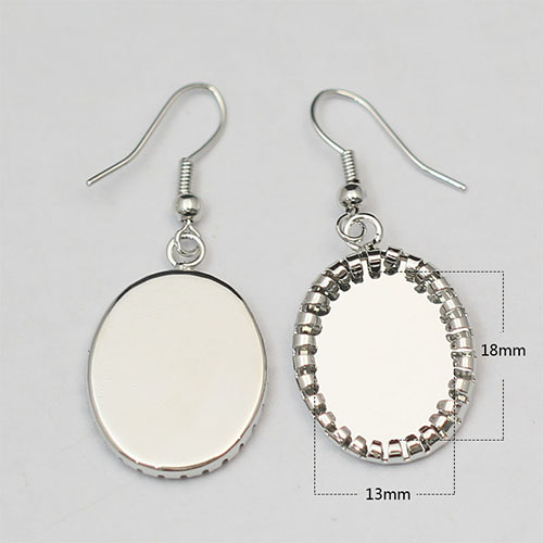 Brass earring with cabochon setting oval rack plating