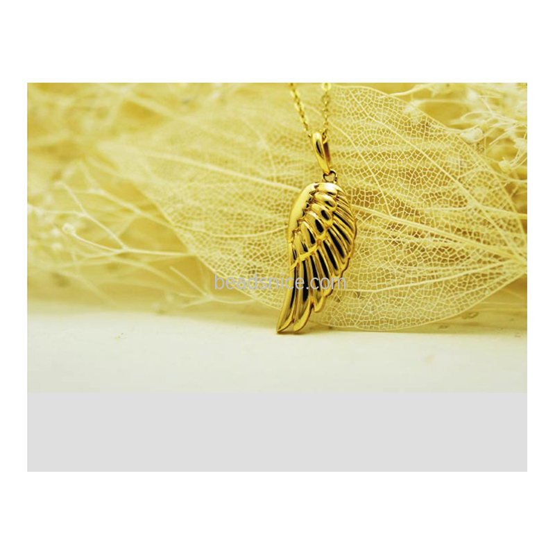 18k Gold Angel Wing Gold Pendant Adjustable Lady Necklace