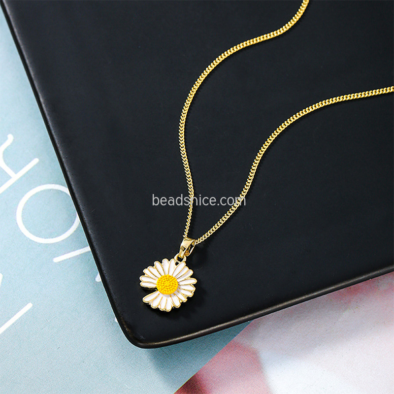 Alloy Pendant Necklace daisy flower shape