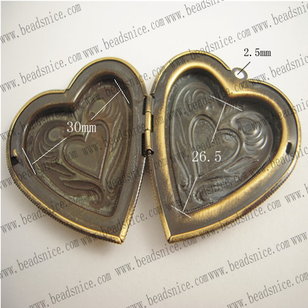 Locket pendant heart pendant pendant heart shaped photo frame pendant wholesale jewelry findings brass DIY nickle-free