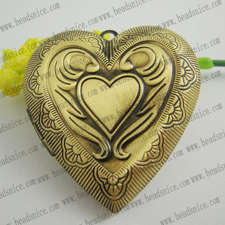 Locket pendant heart pendant pendant heart shaped photo frame pendant wholesale jewelry findings brass DIY nickle-free