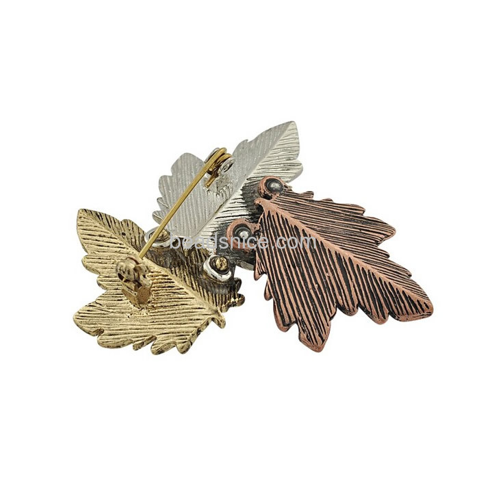 Vintage brooch pin charms maple leaves unique designs wholesale bulk jewelry findings zinc alloy