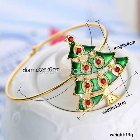 Christmas tree bracelets hollow green tree bracelet wholesale fashion Christmas jewelry brass gift for friends lead-safe nickel-