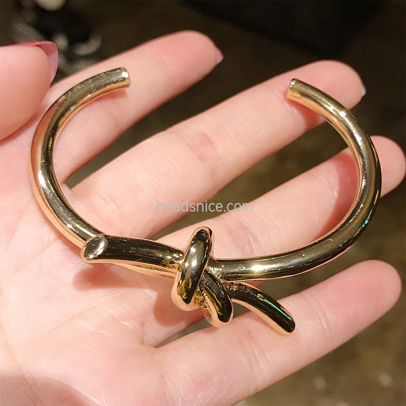 European and American simple knotted design titanium steel women's bracelet