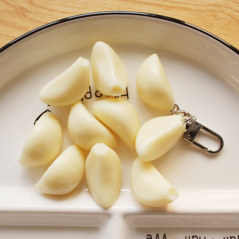 garlic pendant keychain