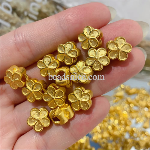 Gold bead
