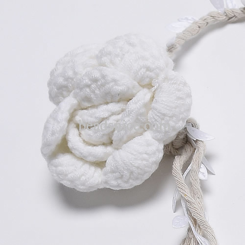 Handmade rope with white rose and leaves