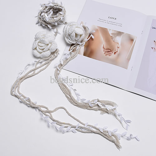 Handmade rope with white rose and leaves