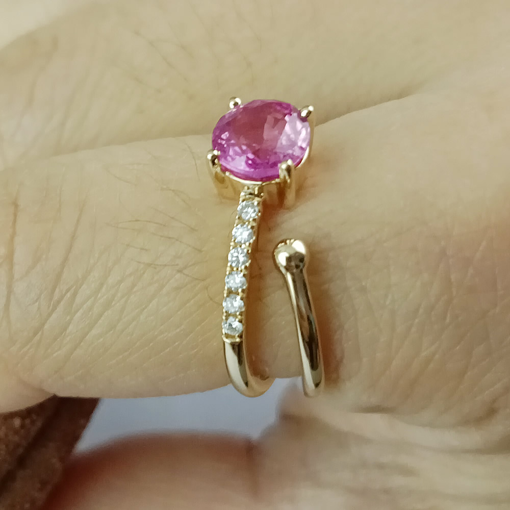 Solid 18K Gold Ring