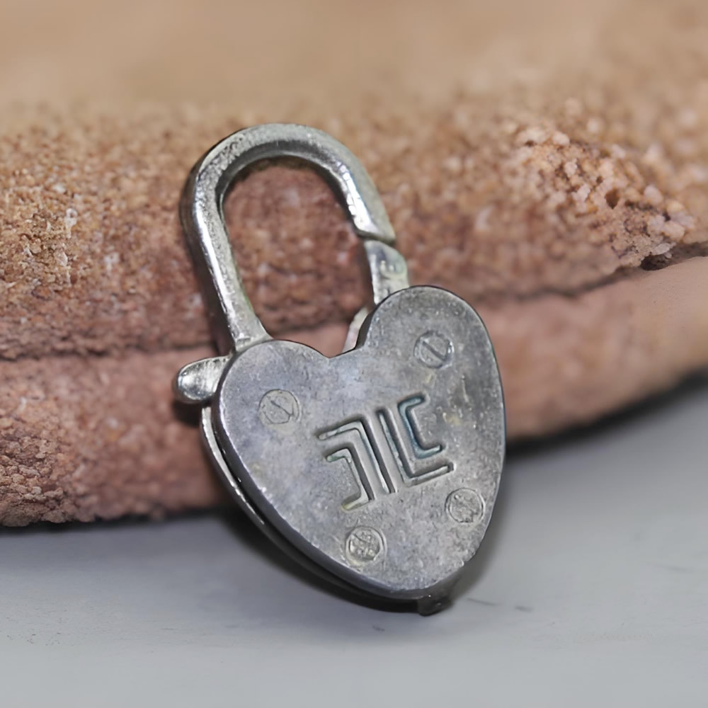 Sterling Silver Engraved Heart Spring Clasp Lab Tested Authentic DDP In Stock Online Anti Tarnish DIY Bracelet Jewelry Findings