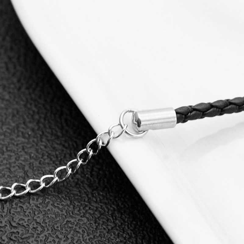 Stainless steel lobster buckle, black leather braided necklace rope