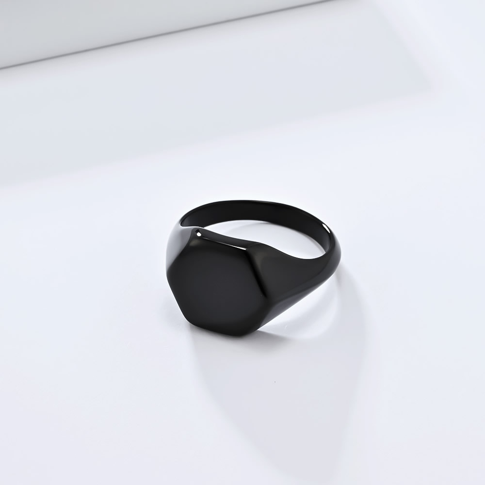 Waterproof Gold Shield Signet Ring - Non Tarnish Stainless Steel Geometric Statement Jewelry
